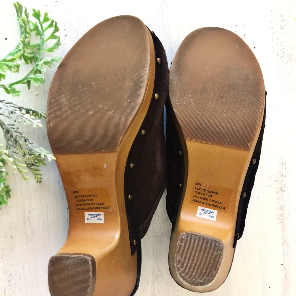 American Eagle Suede Clog Heels - Picture 8 of 8
